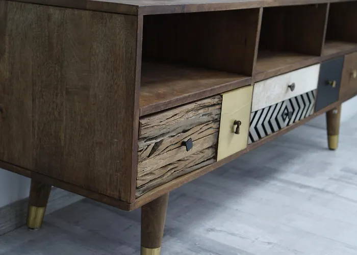 24 Shades Of Grey, Rezerva Acum Ultracentral, Ceai, Cafea, Filtru Apa Rece-fierbinte, Saltea 160 Cm Memory Foam