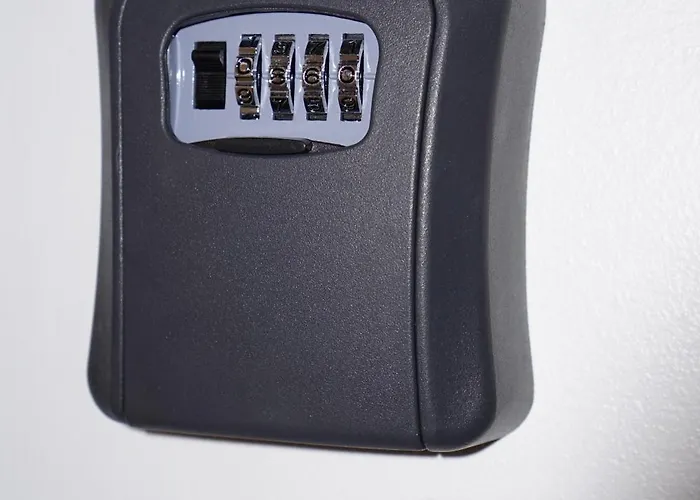 24 Shades Of Grey, Rezerva Acum Ultracentral, Ceai, Cafea, Filtru Apa Rece-fierbinte, Saltea 160 Cm Memory Foam شقة *