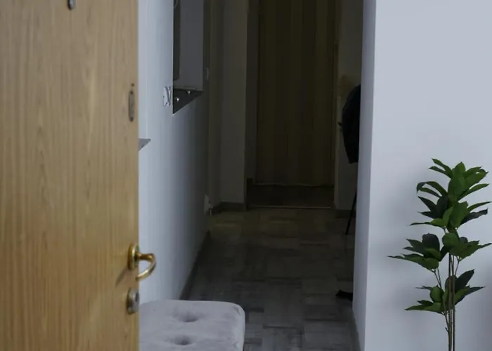 24 Shades Of Grey, Rezerva Acum Ultracentral, Ceai, Cafea, Filtru Apa Rece-fierbinte, Saltea 160 Cm Memory Foam Апартаменты *